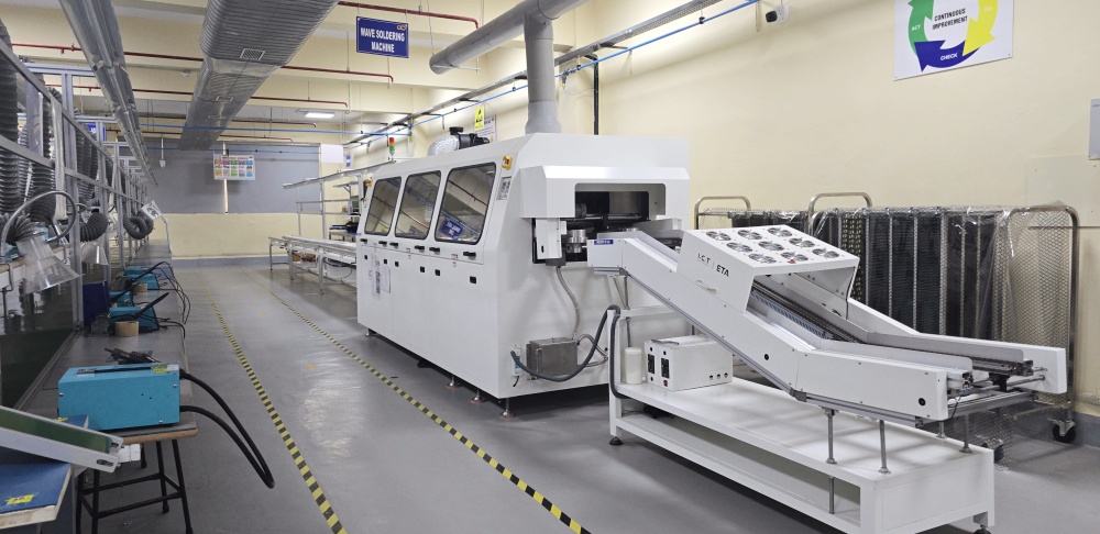 ИЦТ ДИП Лине машина у Индији