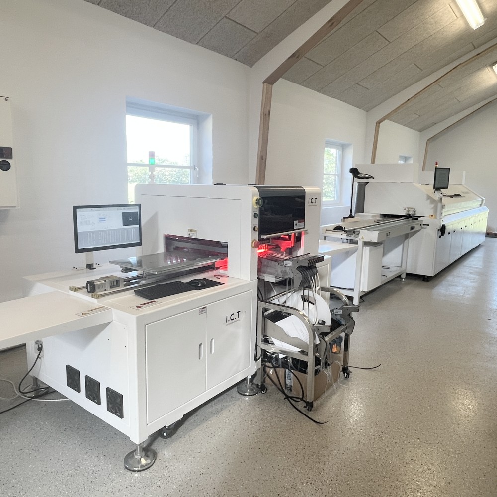 Потпуно аутоматска СМТ ПЦБ машина за штампач шаблона за екран аутоматски модел ИЦТ-5151 